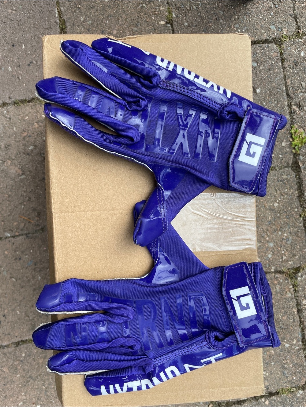 Nxtrnd purple football gloves youth large